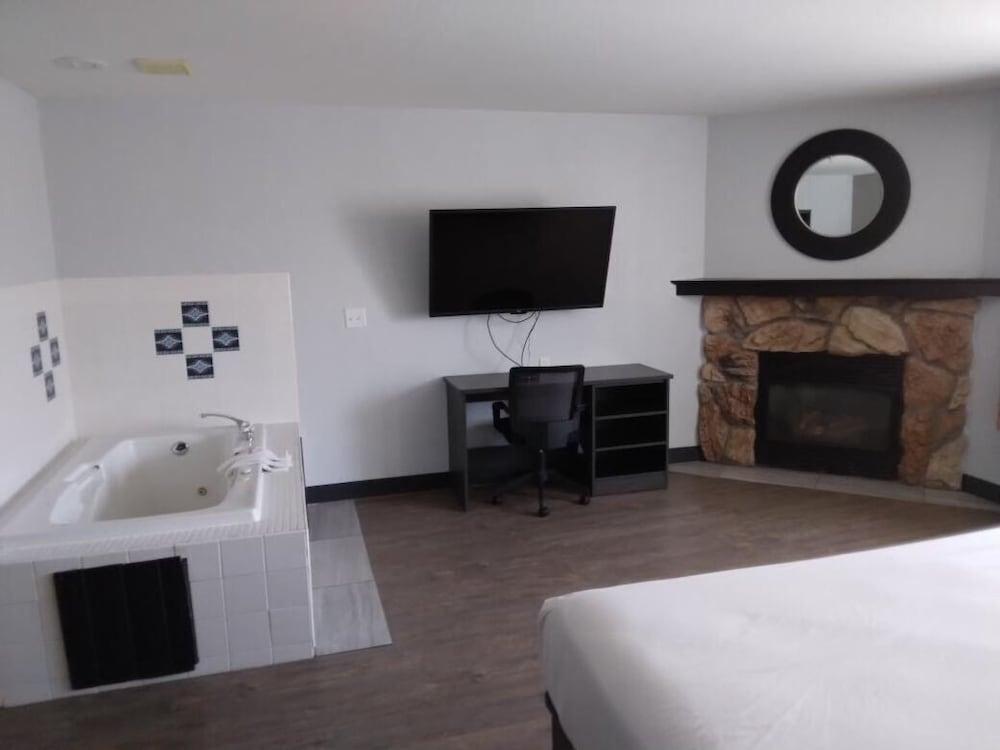 Pinetop Studio Suites Екстериор снимка