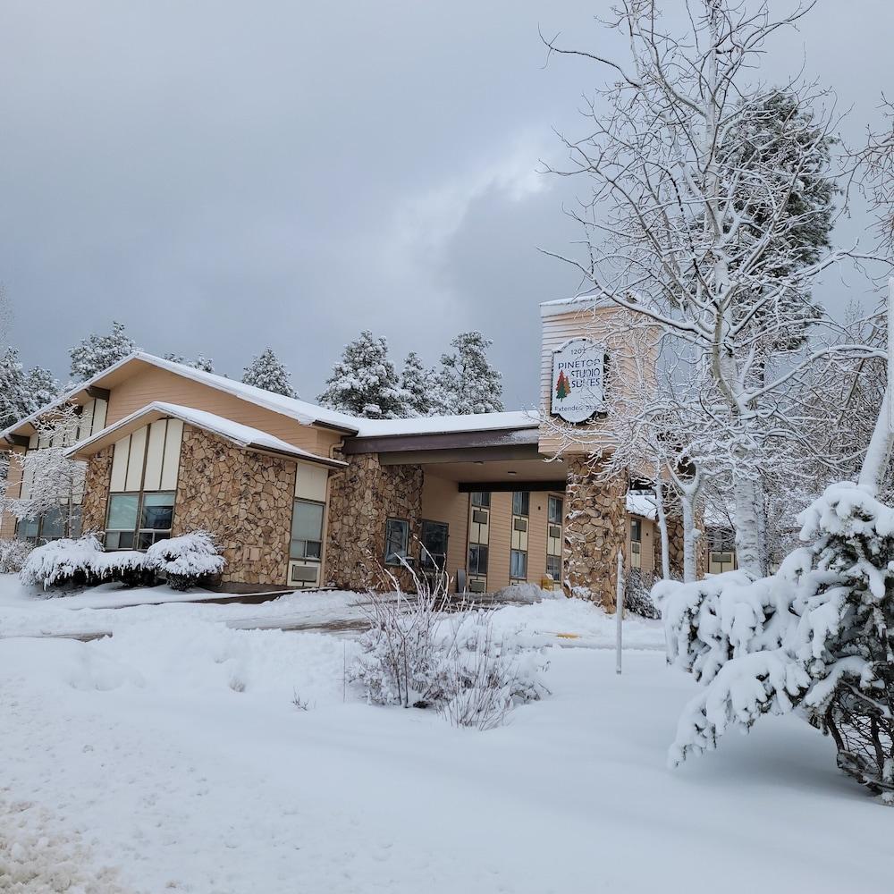 Pinetop Studio Suites Екстериор снимка