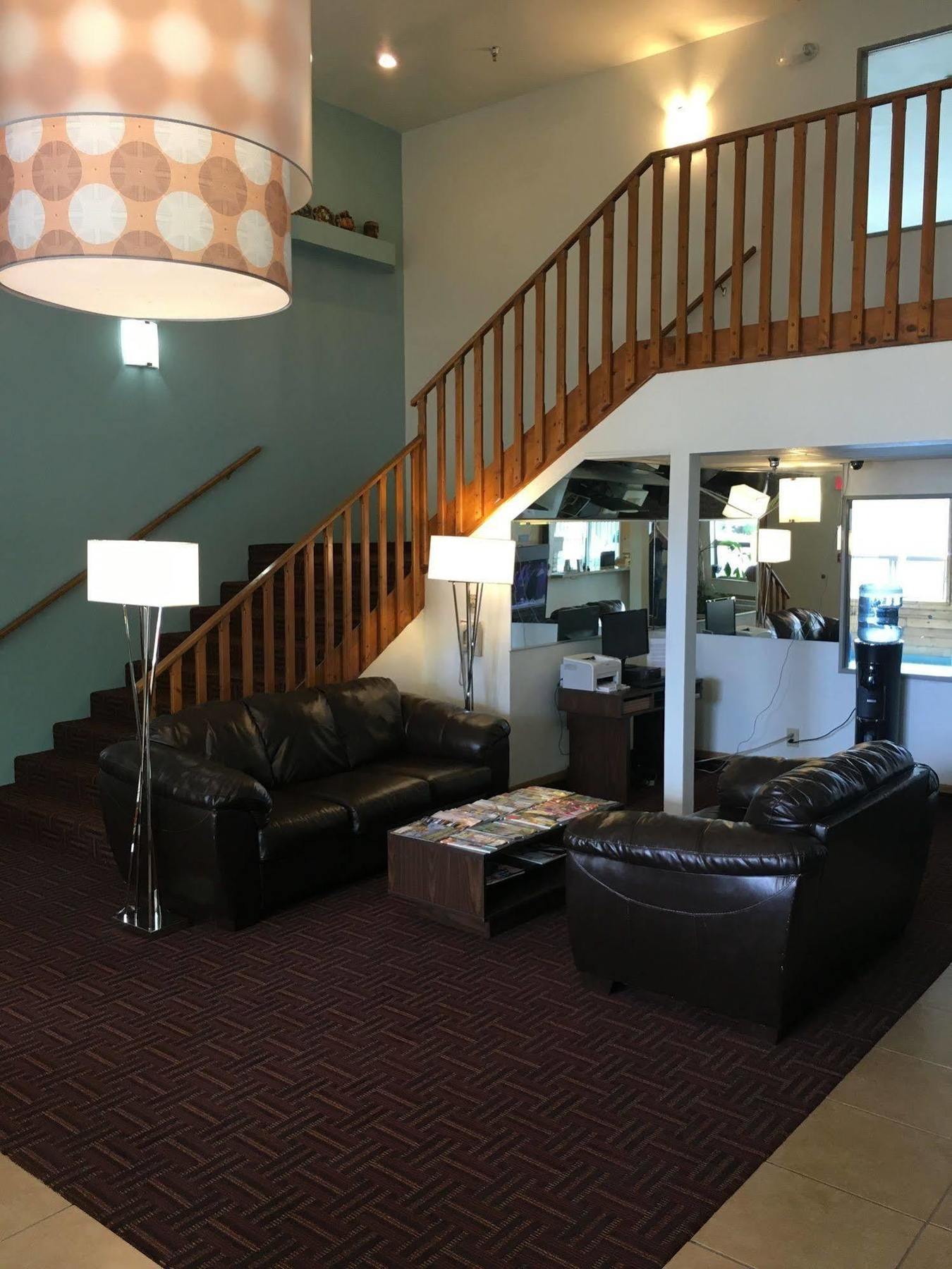Pinetop Studio Suites Екстериор снимка