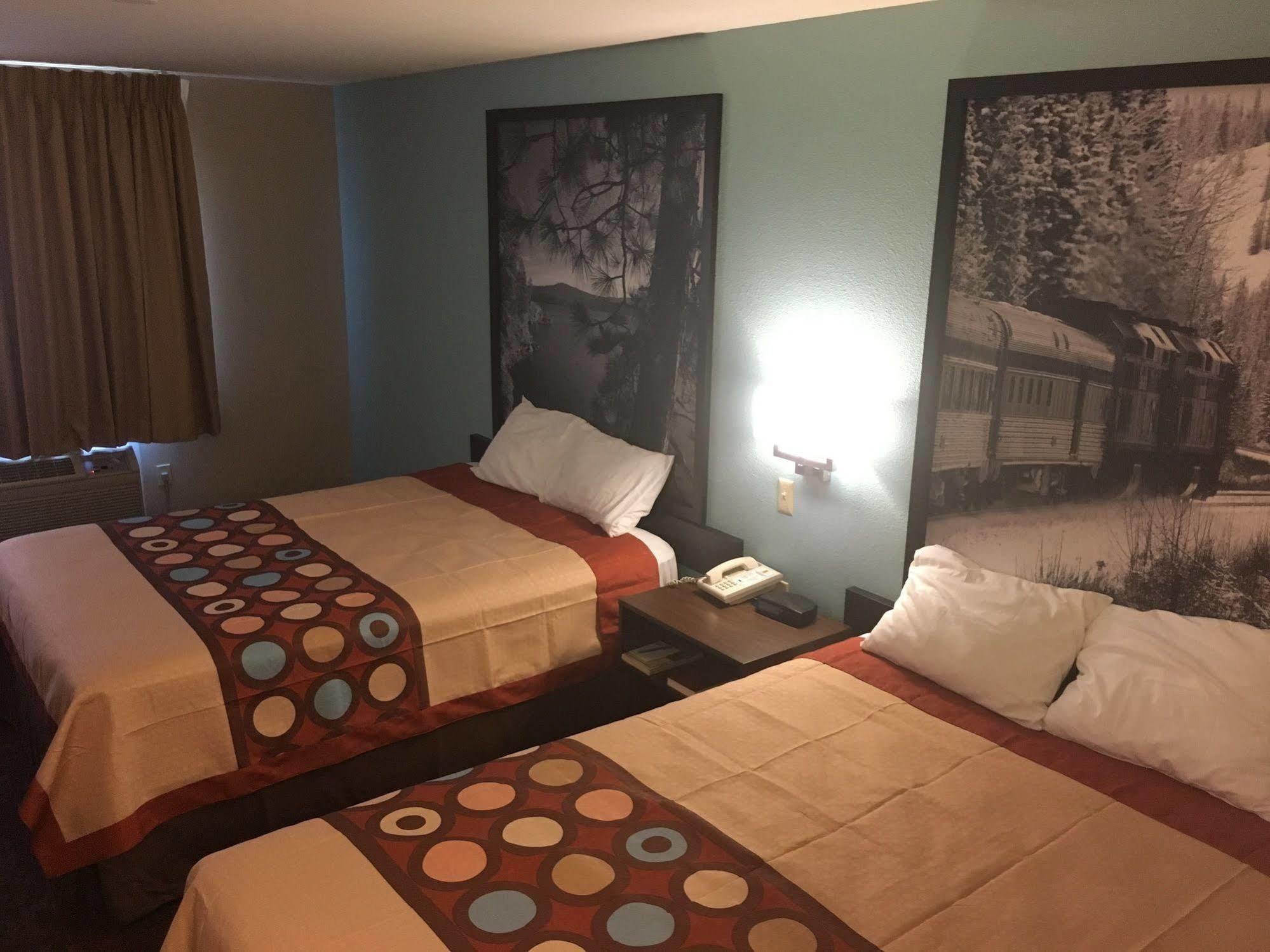 Pinetop Studio Suites Екстериор снимка